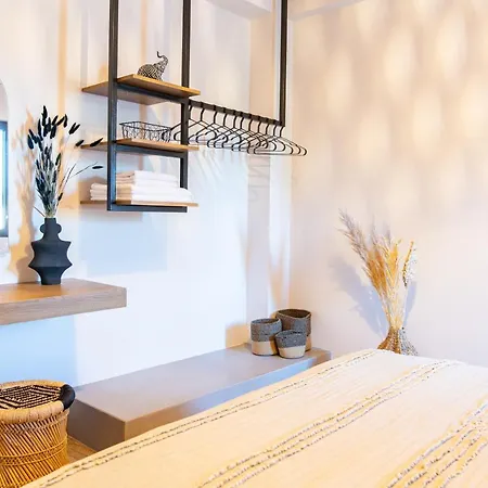 Mykosvilla With Private Pool *